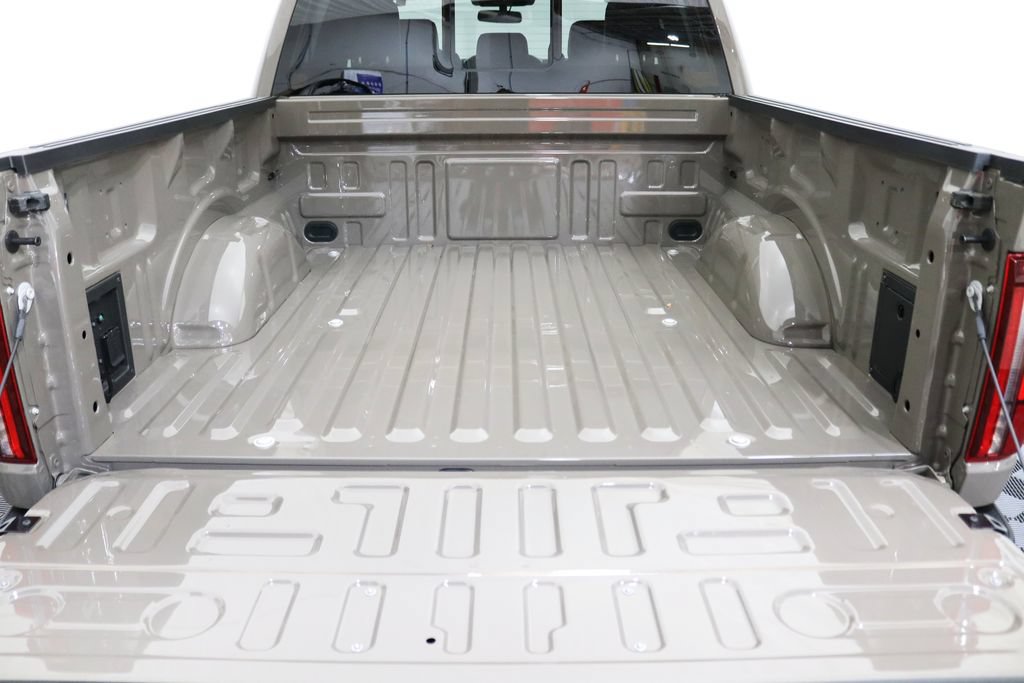 Used 2025 Ford F150 Lariat w/ Equipment Group 501A Mid AWD/4WD image 33