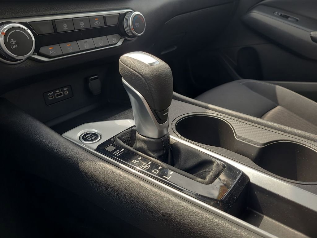 Used 2025 Nissan Altima 2.5 SV FWD image 16