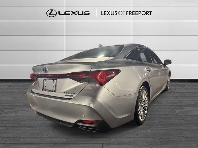 Used 2020 Toyota Avalon Limited w/ Advanced Safety Package FWD image 4