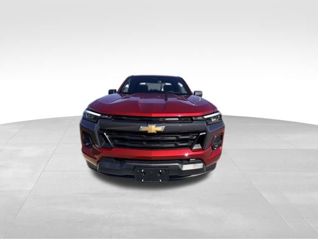 Used 2024 Chevrolet Colorado LT w/ LT Convenience Package III image 3