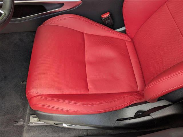 New 2026 Jaguar F-PACE R-Dynamic S image 4