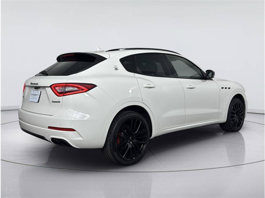 Used 2019 Maserati Levante S AWD/4WD image 5