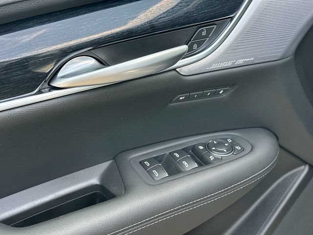Used 2025 Cadillac XT5 Premium Luxury AWD/4WD image 15