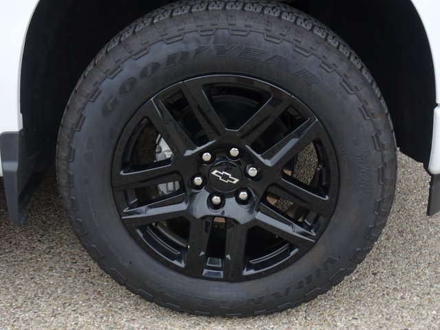 Used 2026 Chevrolet Silverado 1500 RST w/ RST Select Package AWD/4WD image 27