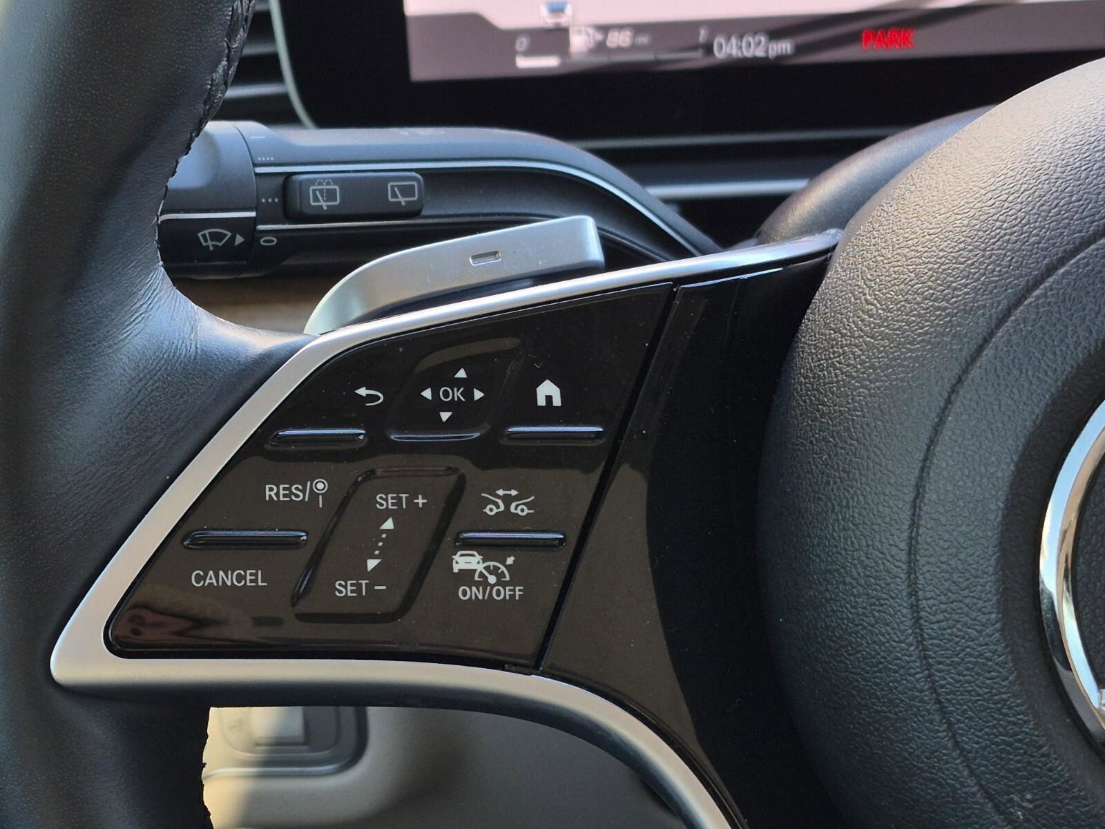 Used 2024 Mercedes-Benz GLS 450 4MATIC image 16