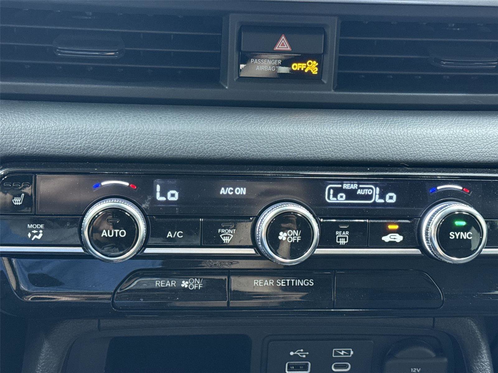 Certified 2025 Honda Pilot Sport image 30