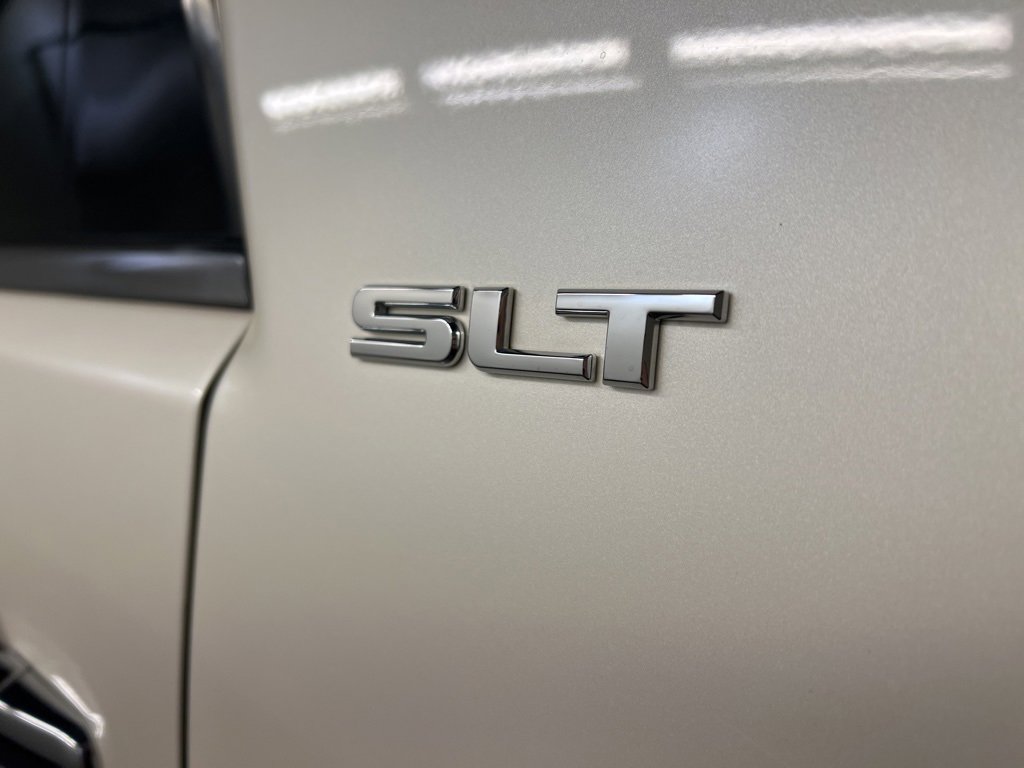 Used 2012 GMC Acadia SLT image 34