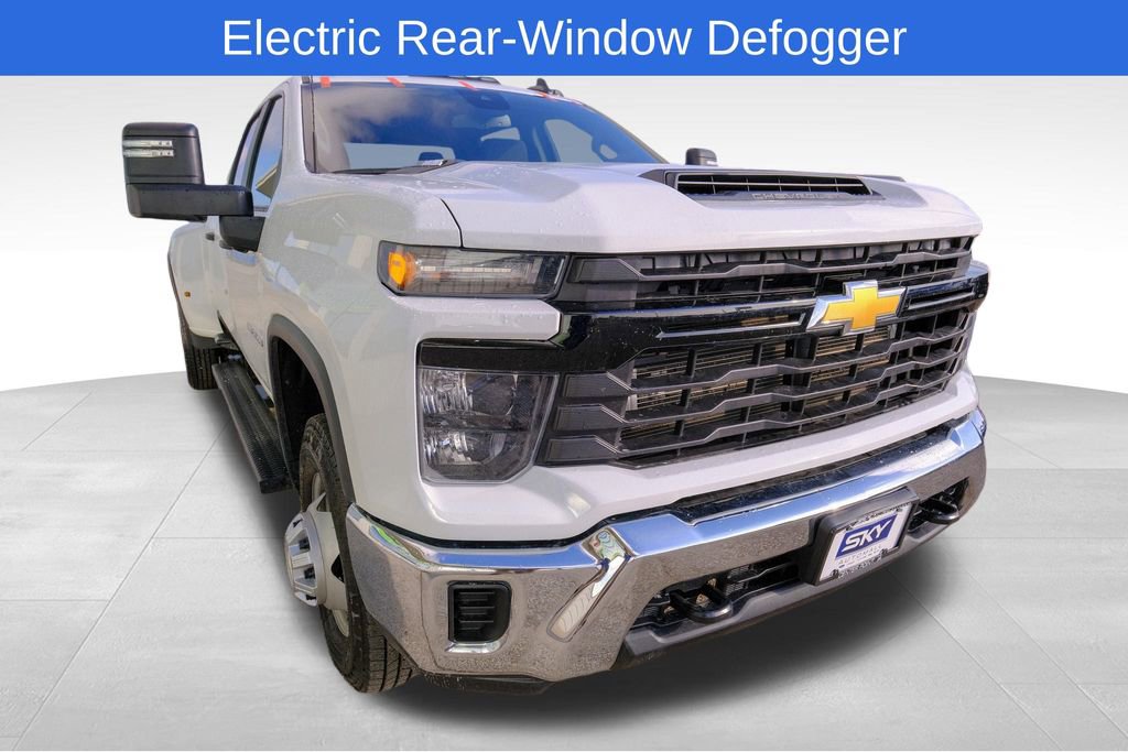 Used 2024 Chevrolet Silverado 3500 W/T image 10