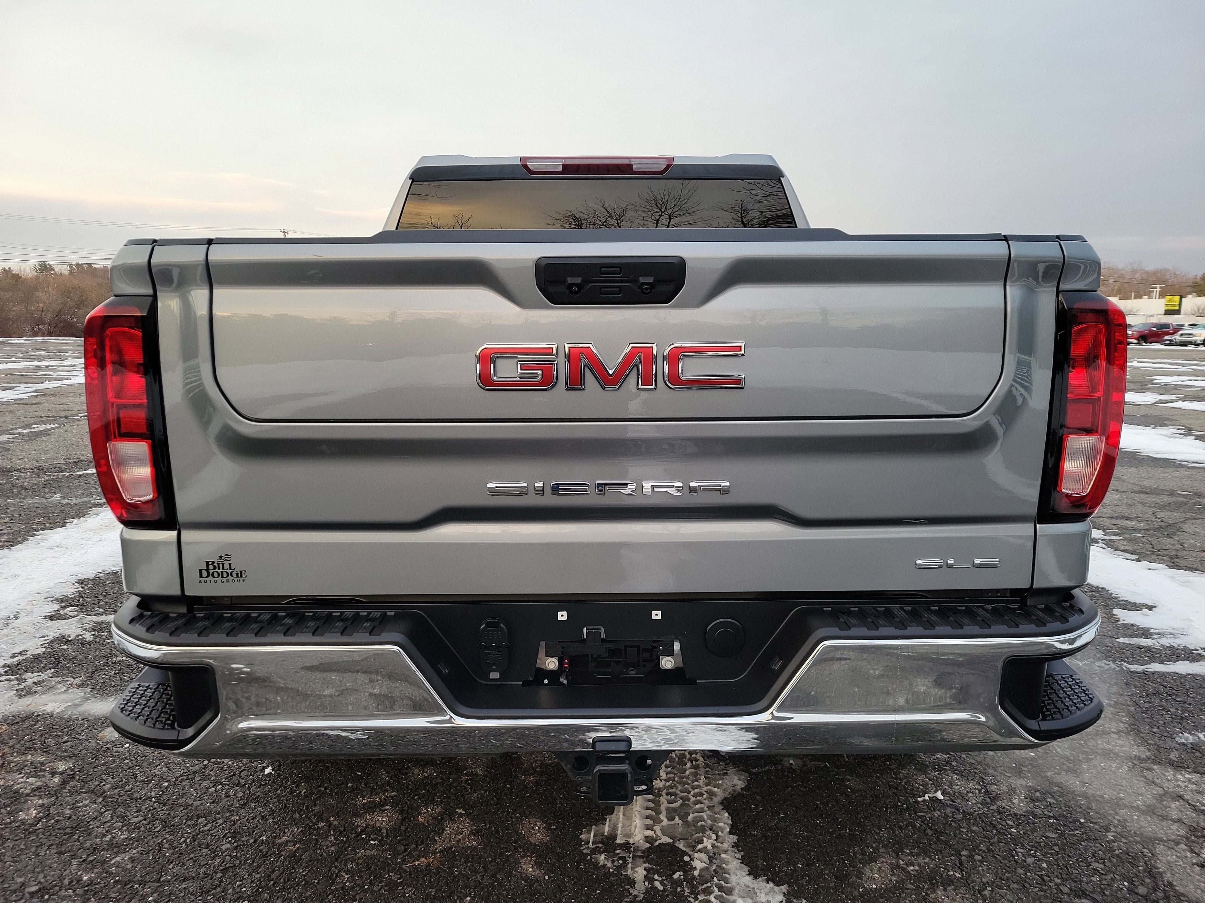 Used 2024 GMC Sierra 1500 SLE image 6
