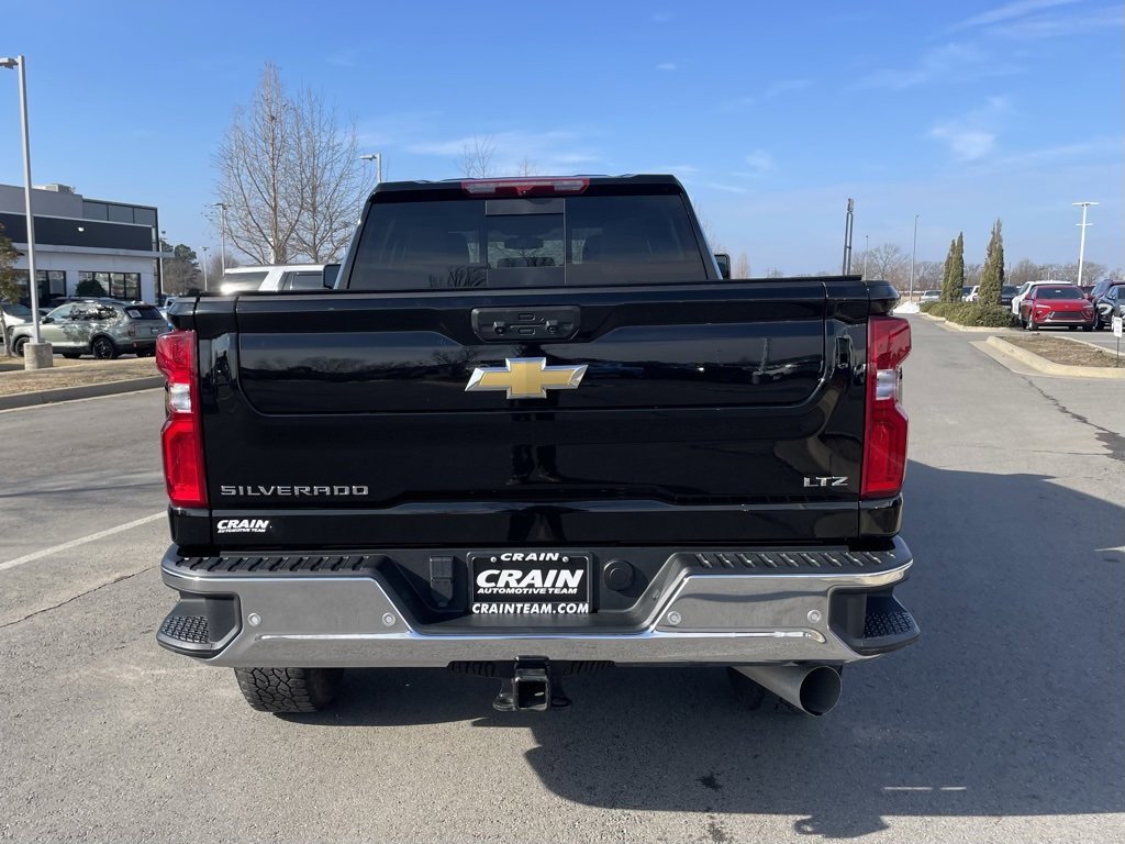 Used 2023 Chevrolet Silverado 2500 LTZ image 6