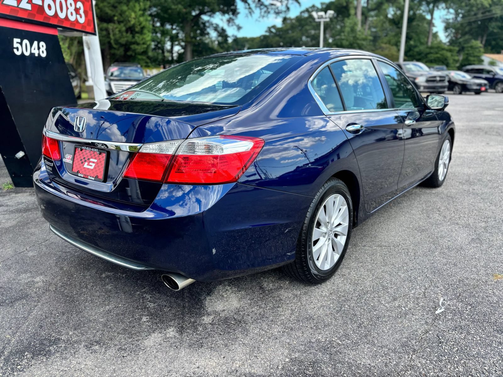 Used 2014 Honda Accord EX image 3