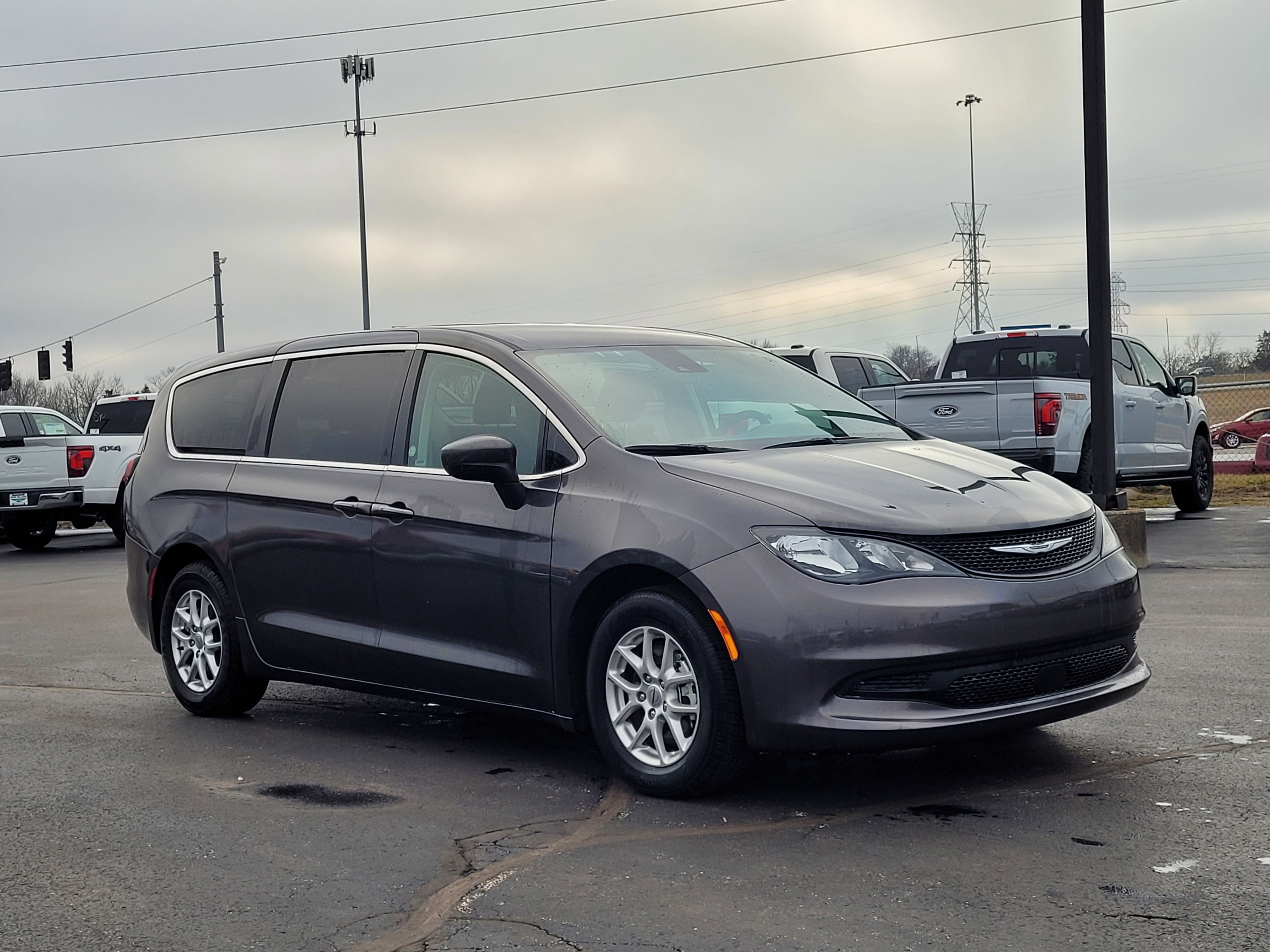 Used 2023 Chrysler Voyager LX