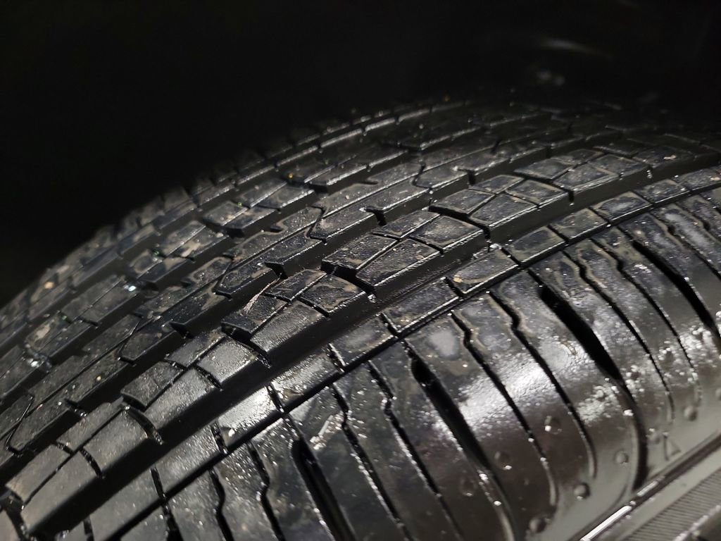 Used 2021 Ford Escape SE w/ Convenience Package image 11