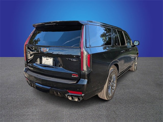 Certified 2024 Cadillac Escalade ESV V w/ LPO, Floor Liner Package image 5