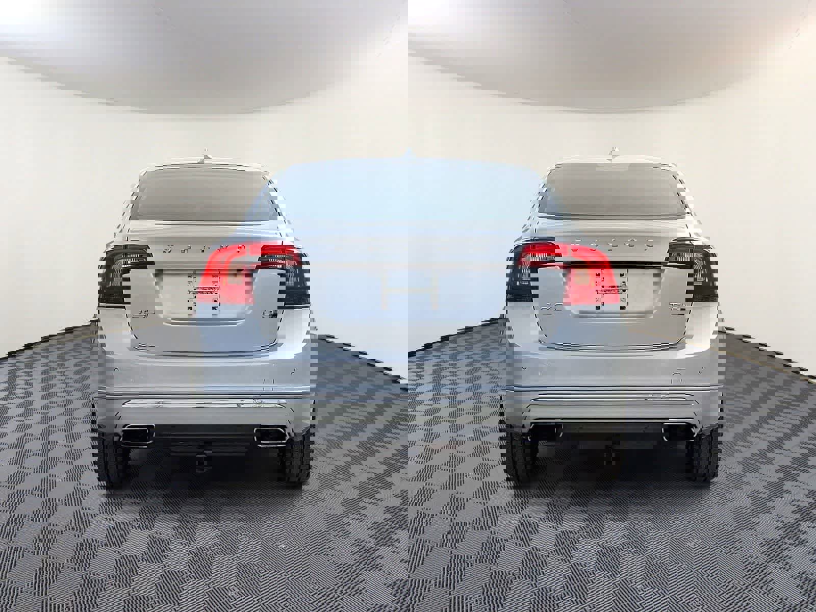 Used 2018 Volvo S60 T5 Inscription image 6