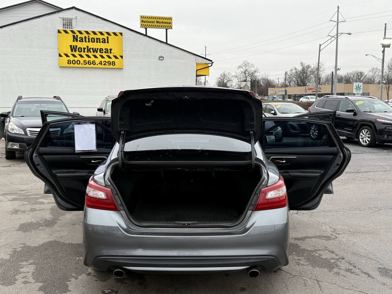 Used 2018 Nissan Altima 2.5 SV FWD image 22