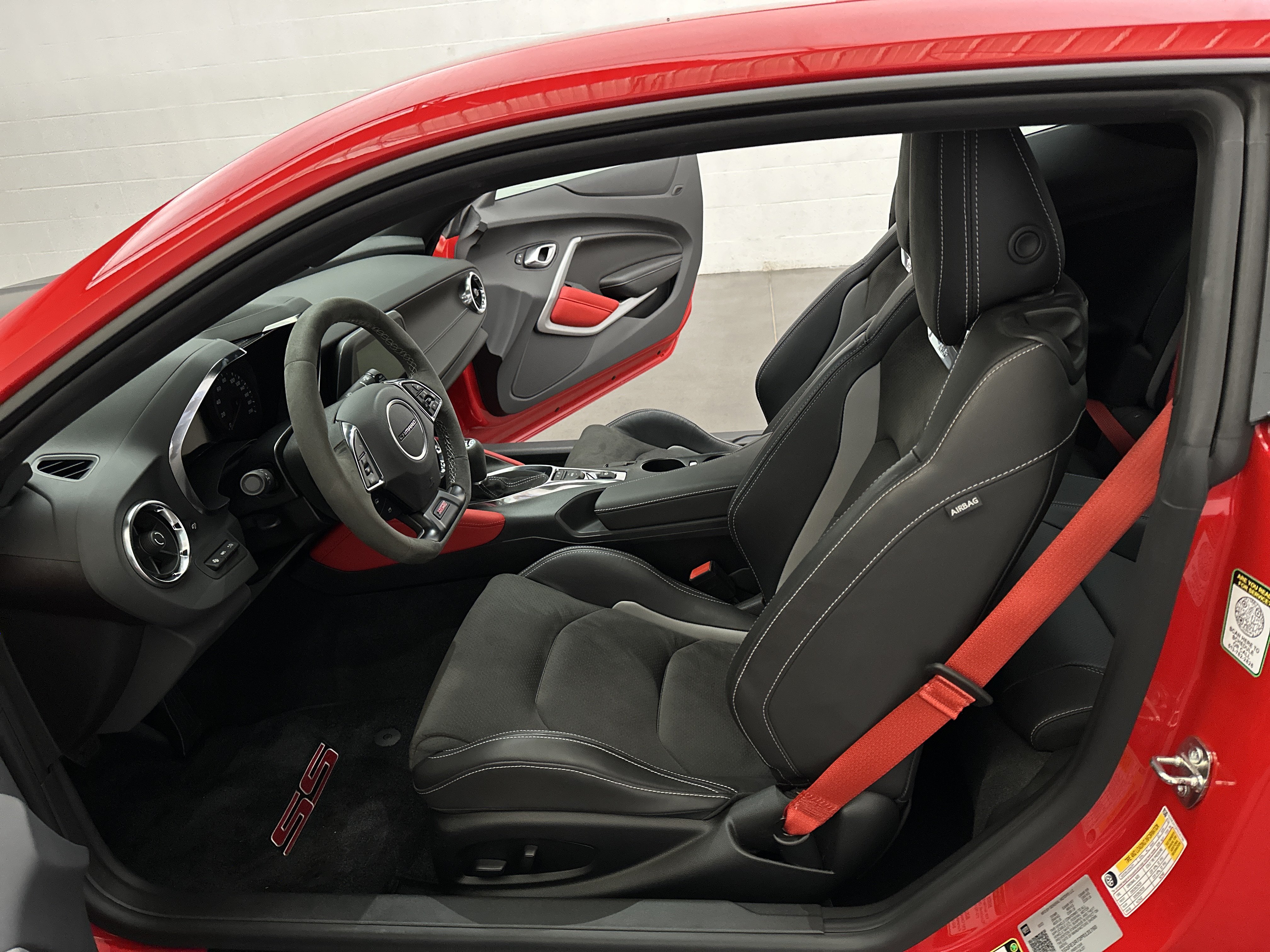 Used 2023 Chevrolet Camaro SS RWD image 14
