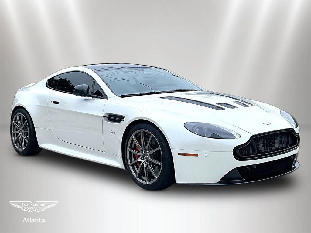 Used 2016 Aston Martin V12 Vantage S RWD image 2