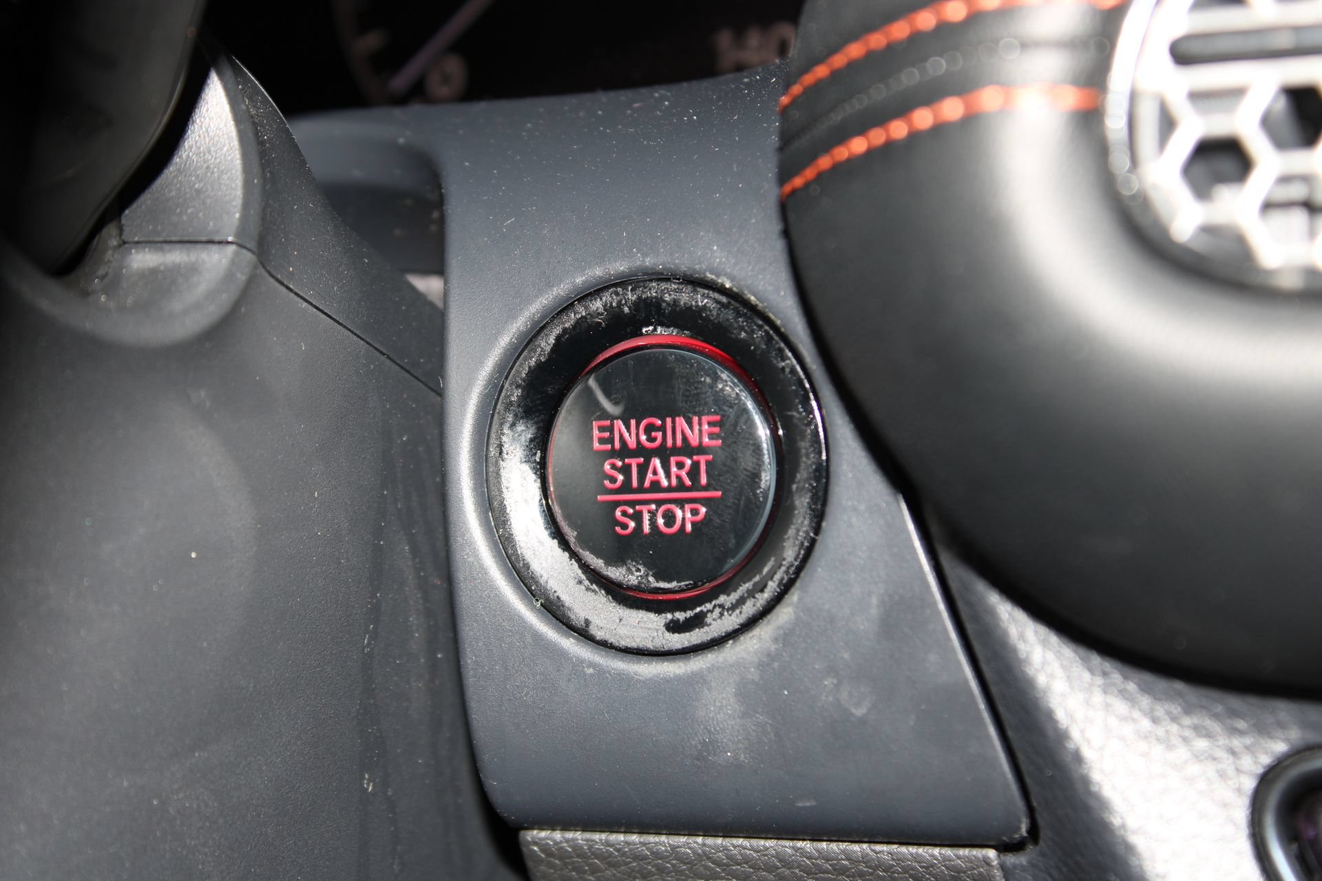Used 2025 Honda HR-V Sport image 33