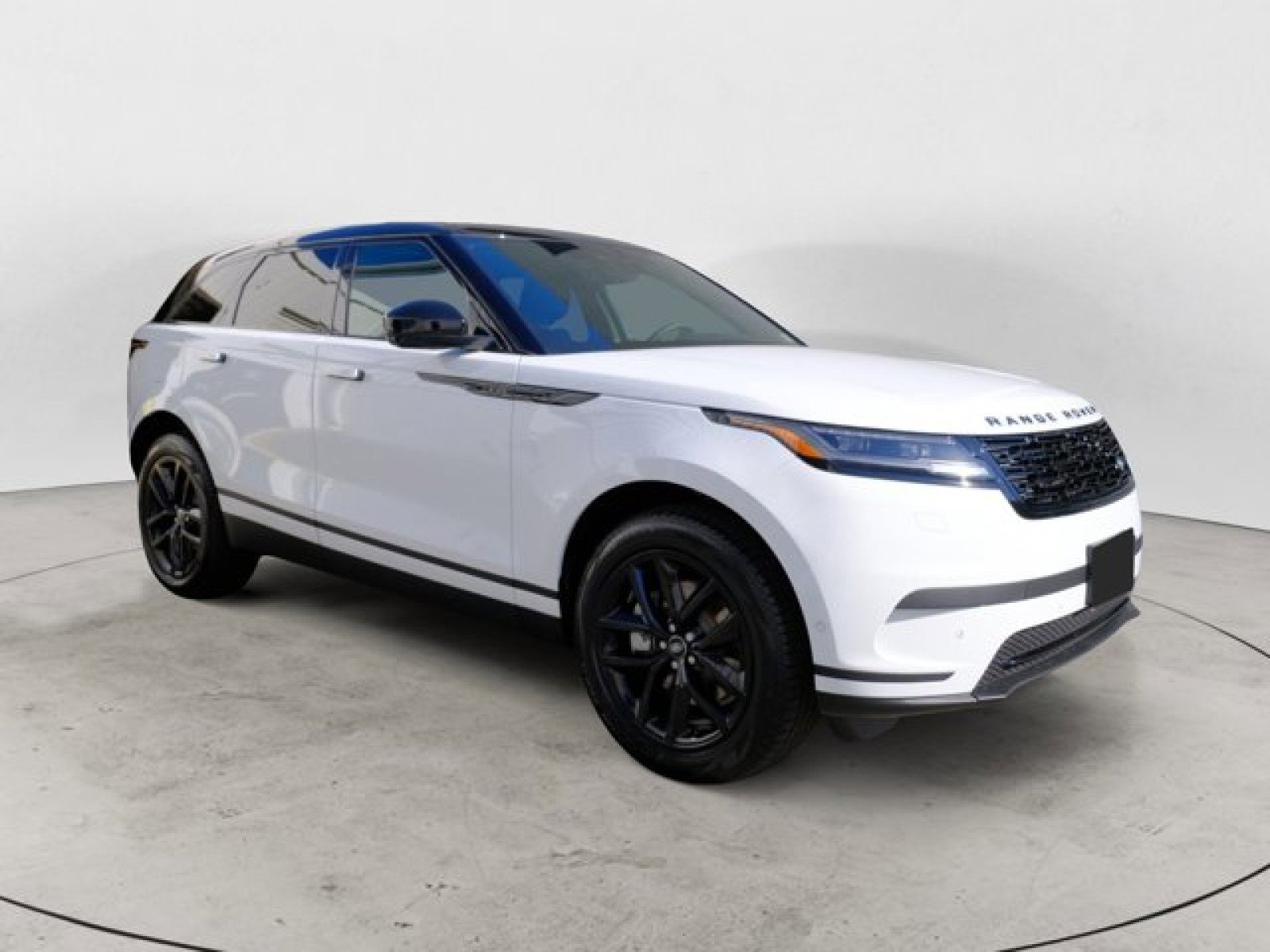 New 2025 Land Rover Range Rover Velar S image 7