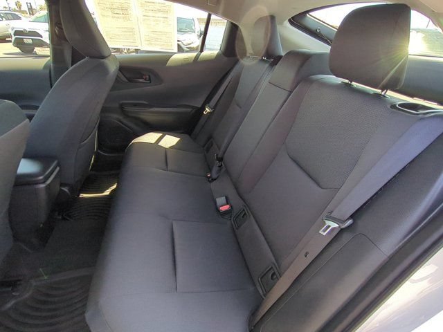 Used 2024 Toyota Prius LE FWD image 14