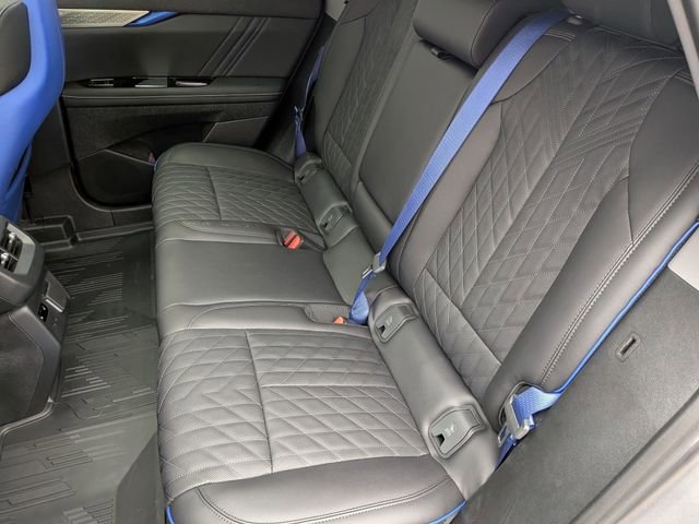 New 2026 Cadillac Optiq V AWD/4WD image 21