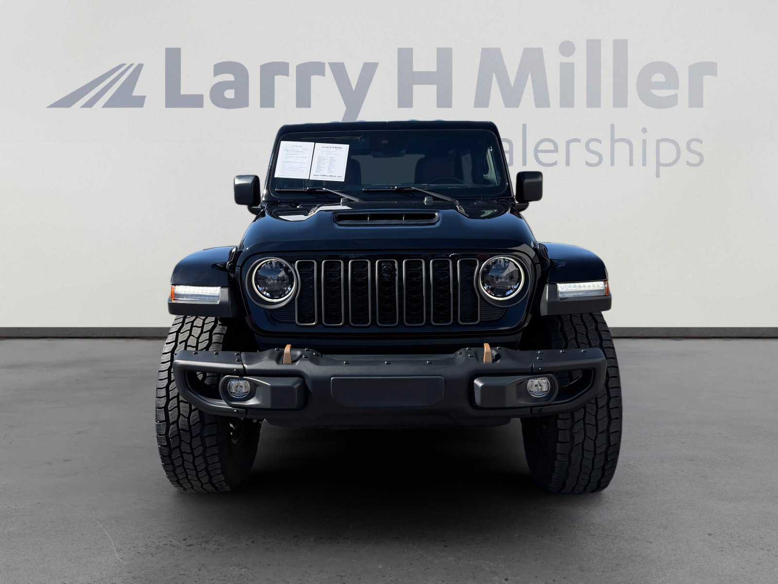 Used 2024 Jeep Wrangler Unlimited Rubicon 392 AWD/4WD image 8