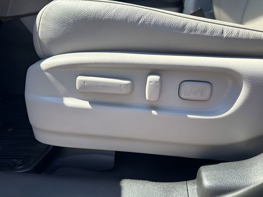 Used 2021 Honda Pilot Elite image 11