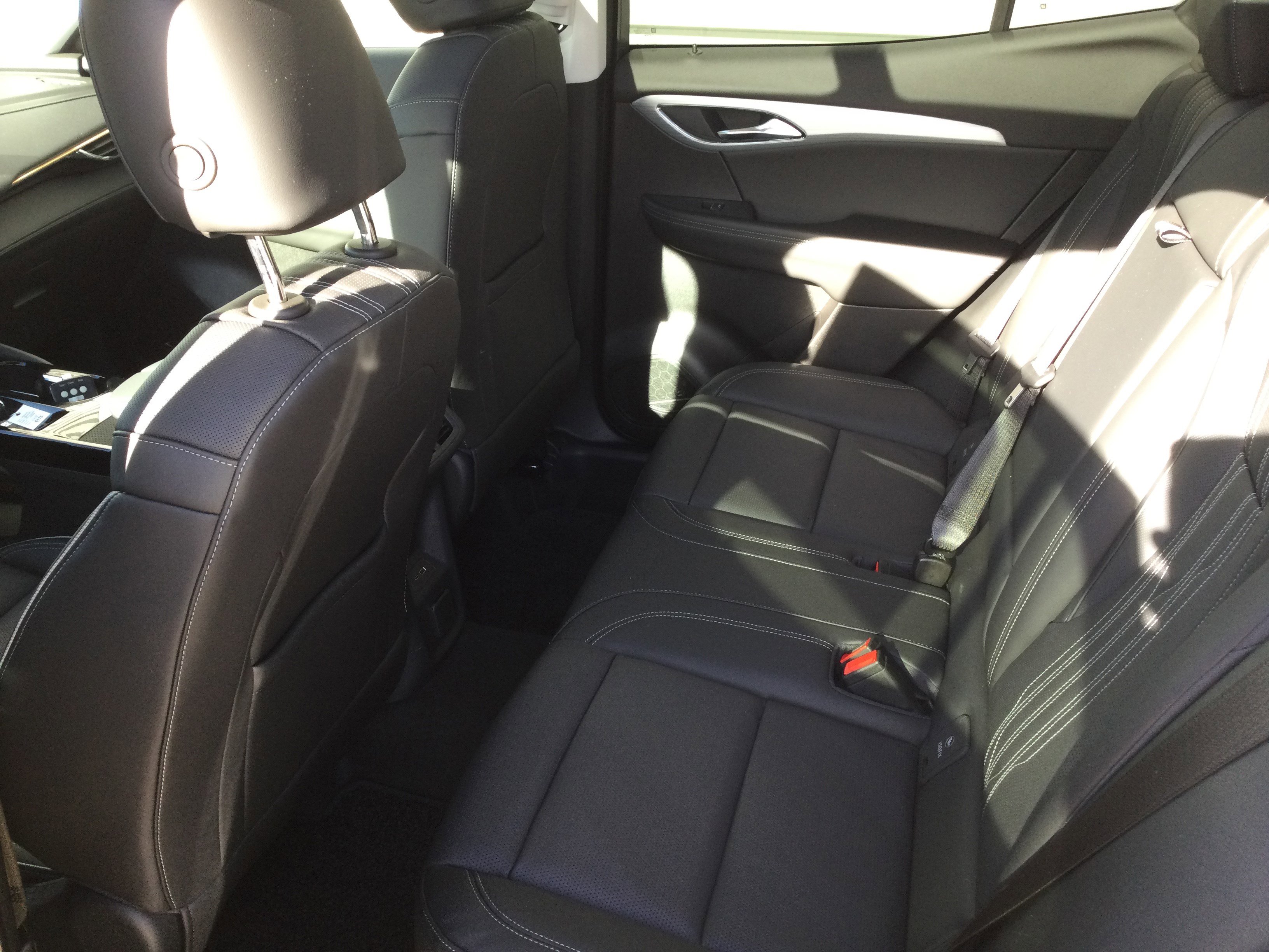 New 2026 Buick Envision Avenir image 6