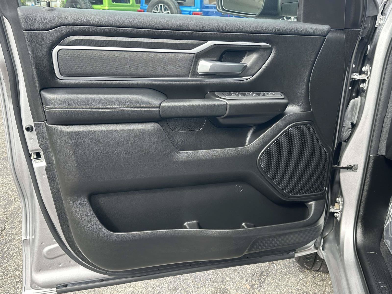 Used 2025 RAM 1500 Big Horn AWD/4WD image 23