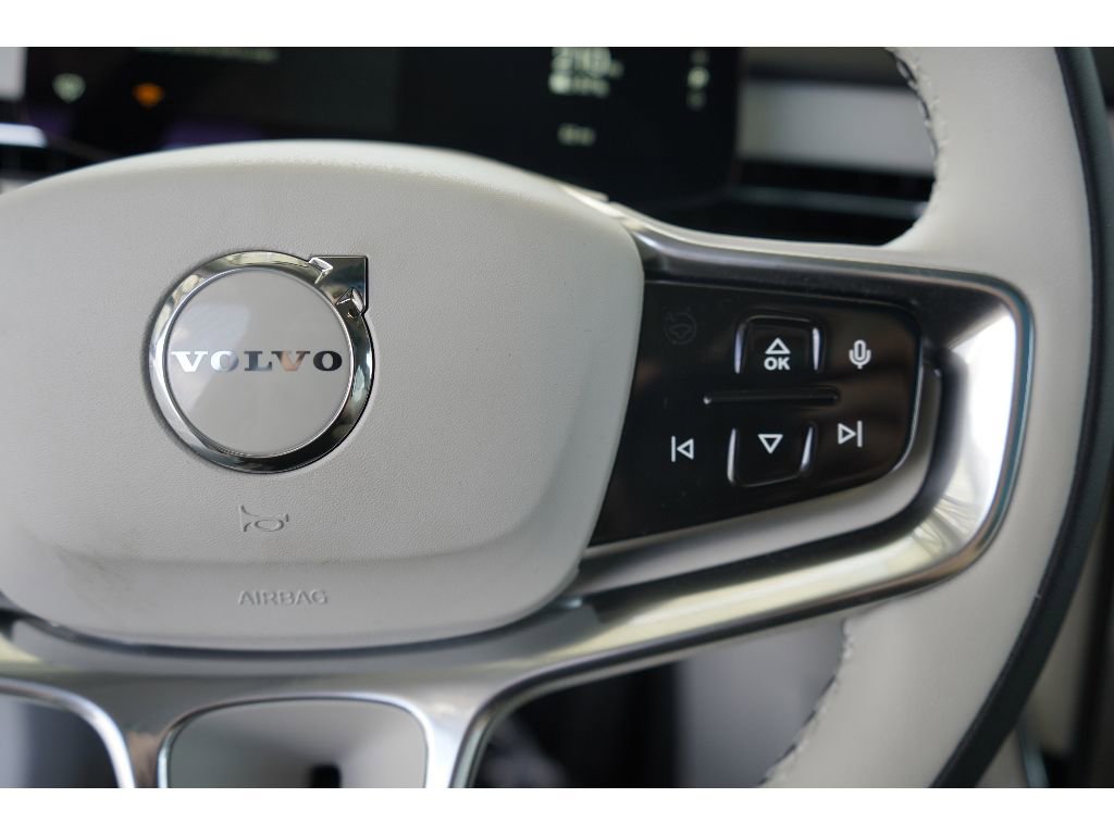 New 2025 Volvo EX90 Ultra image 13