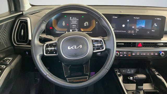 Used 2024 Kia Sorento S w/ Panoramic Sunroof Package FWD image 10