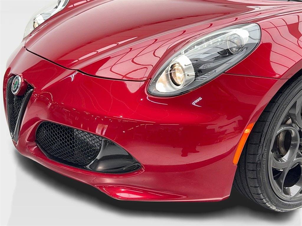 Used 2018 Alfa Romeo 4C Spider image 5