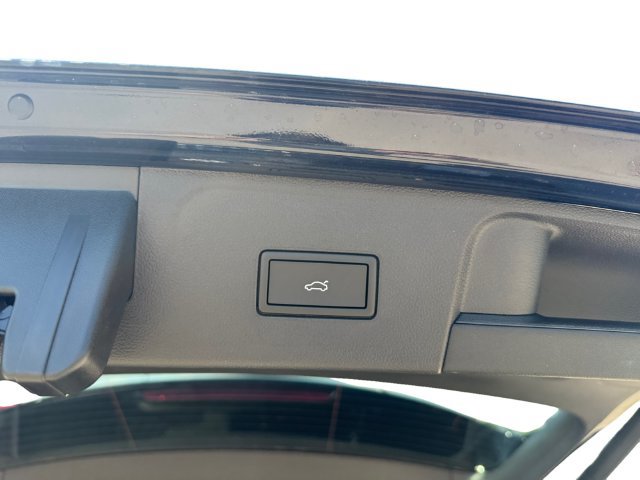 New 2026 Volkswagen Atlas SEL Premium R-Line AWD/4WD image 15