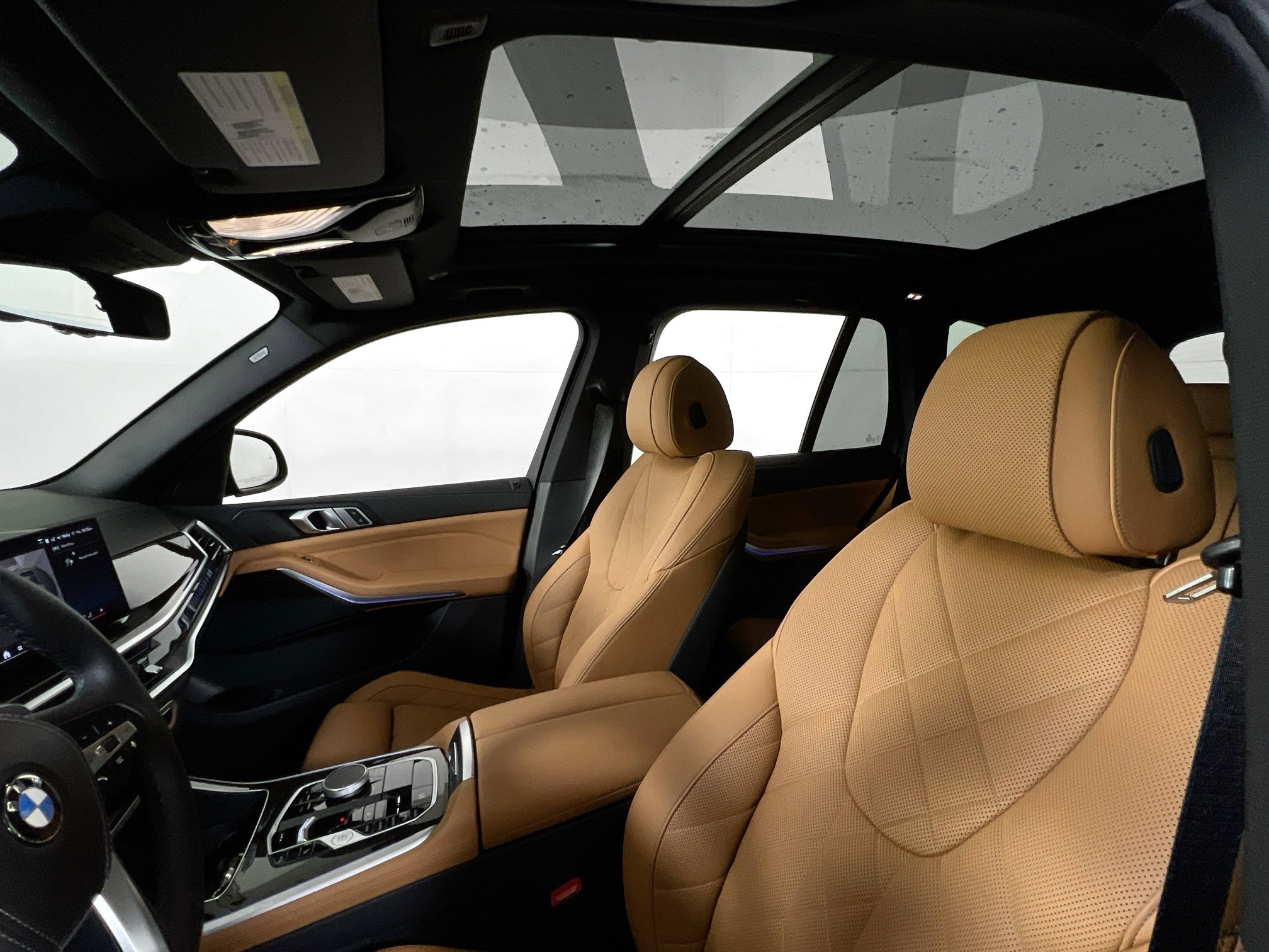 Used 2024 BMW X5 xDrive40i w/ Parking Assistance Package image 22