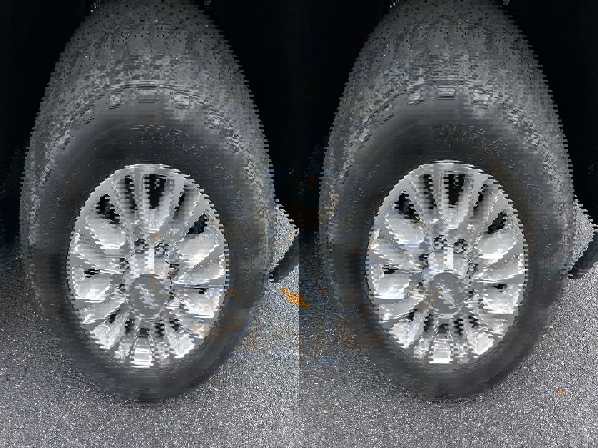 Used 2021 Chevrolet Silverado 2500 High Country w/ Z71 Off-Road Package image 13