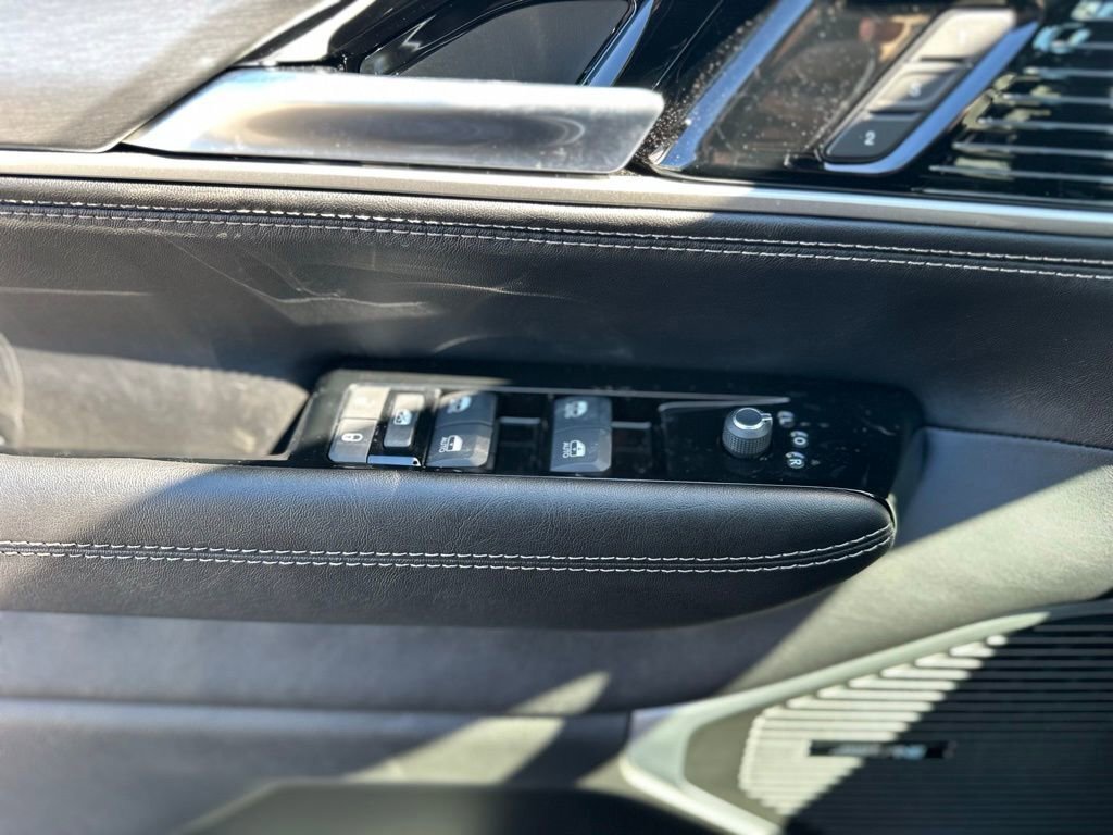 New 2026 Jeep Grand Wagoneer 4WD image 34