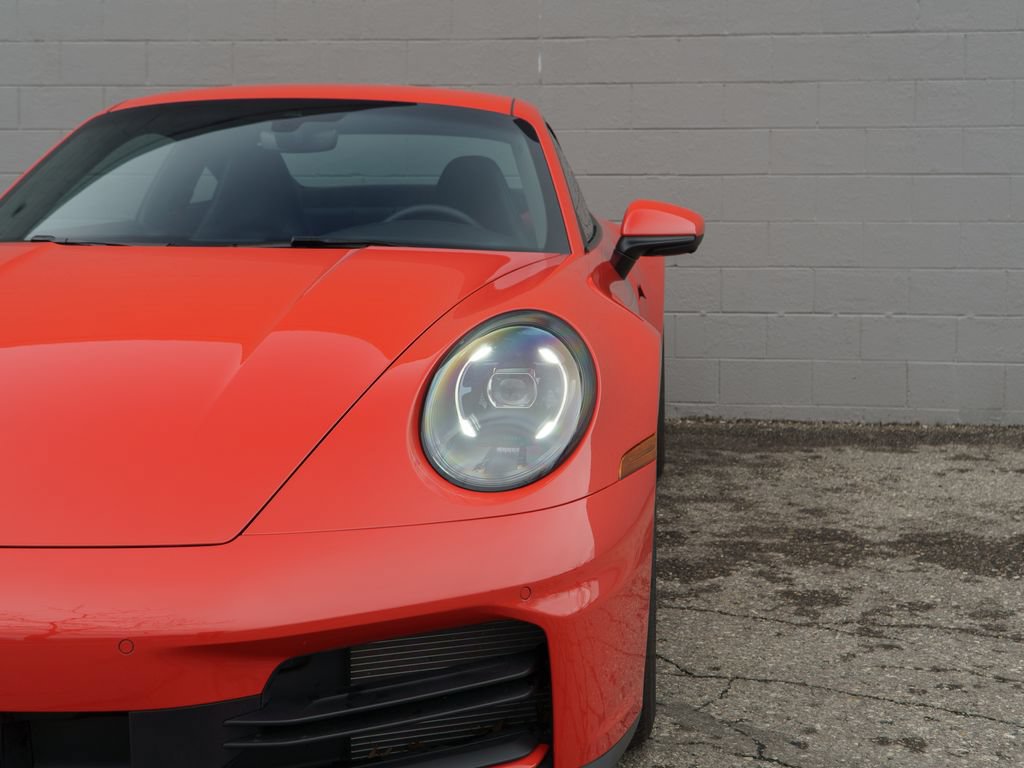 Used 2025 Porsche 911 Carrera RWD image 11