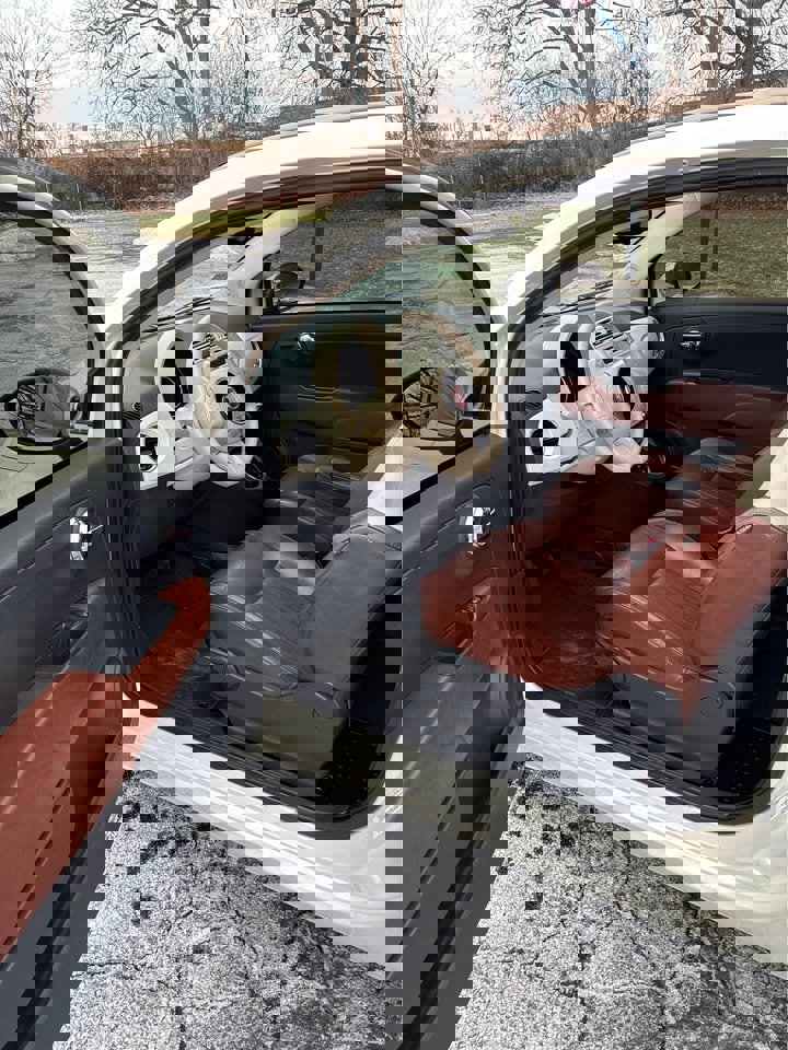 Used 2015 FIAT 500 Lounge w/ Luxury Leather Package image 14