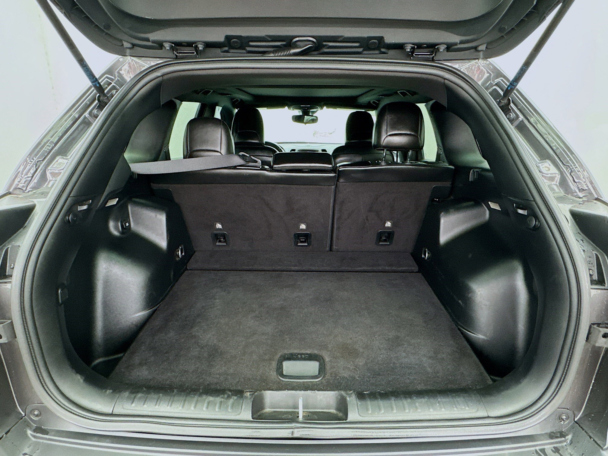 Used 2021 Jeep Cherokee Latitude Lux 80th Anniv w/ Quick Order Package 26U 80TH image 18