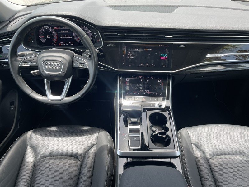 Used 2019 Audi Q8 Premium Plus w/ Premium Plus AWD/4WD image 15