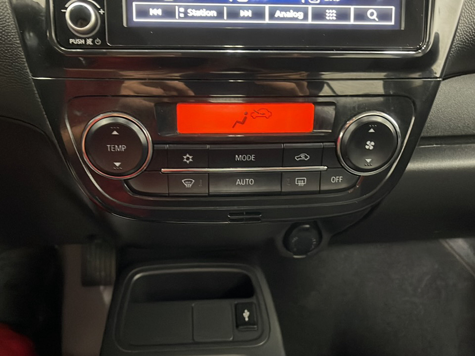 Used 2024 Mitsubishi Mirage G4 ES FWD image 10