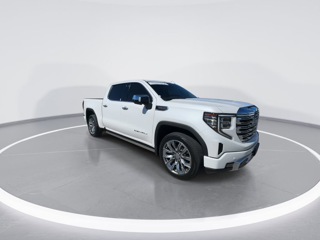 Used 2024 GMC Sierra 1500 Denali image 2