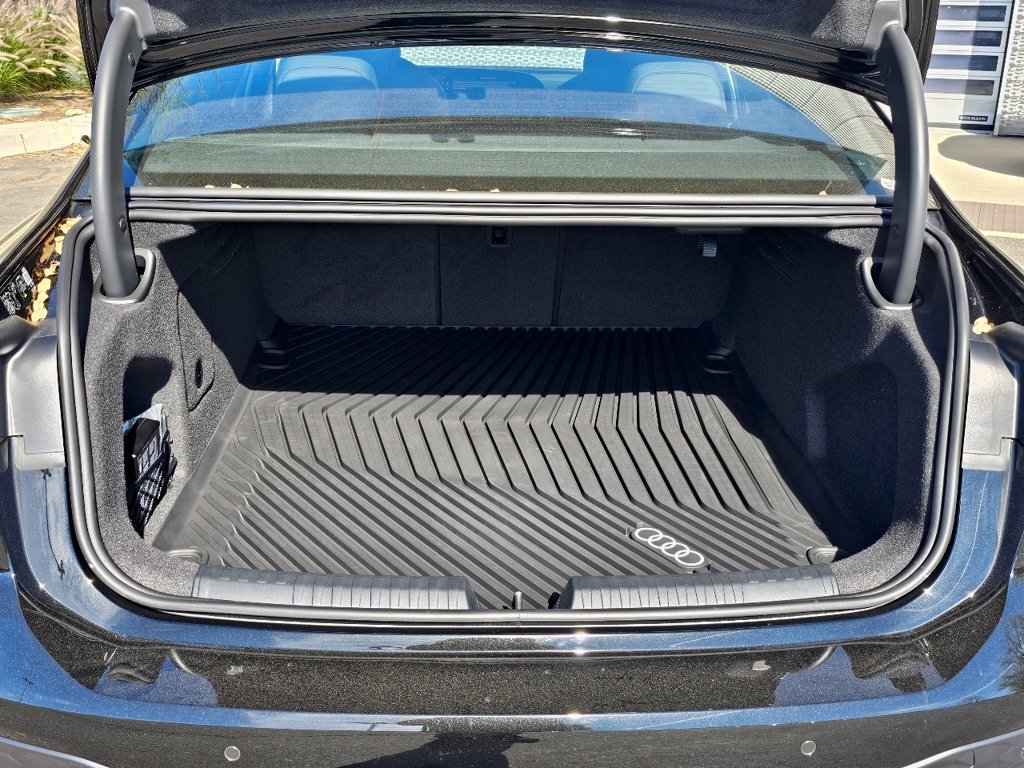 New 2026 Audi A6 Premium Plus AWD/4WD image 7