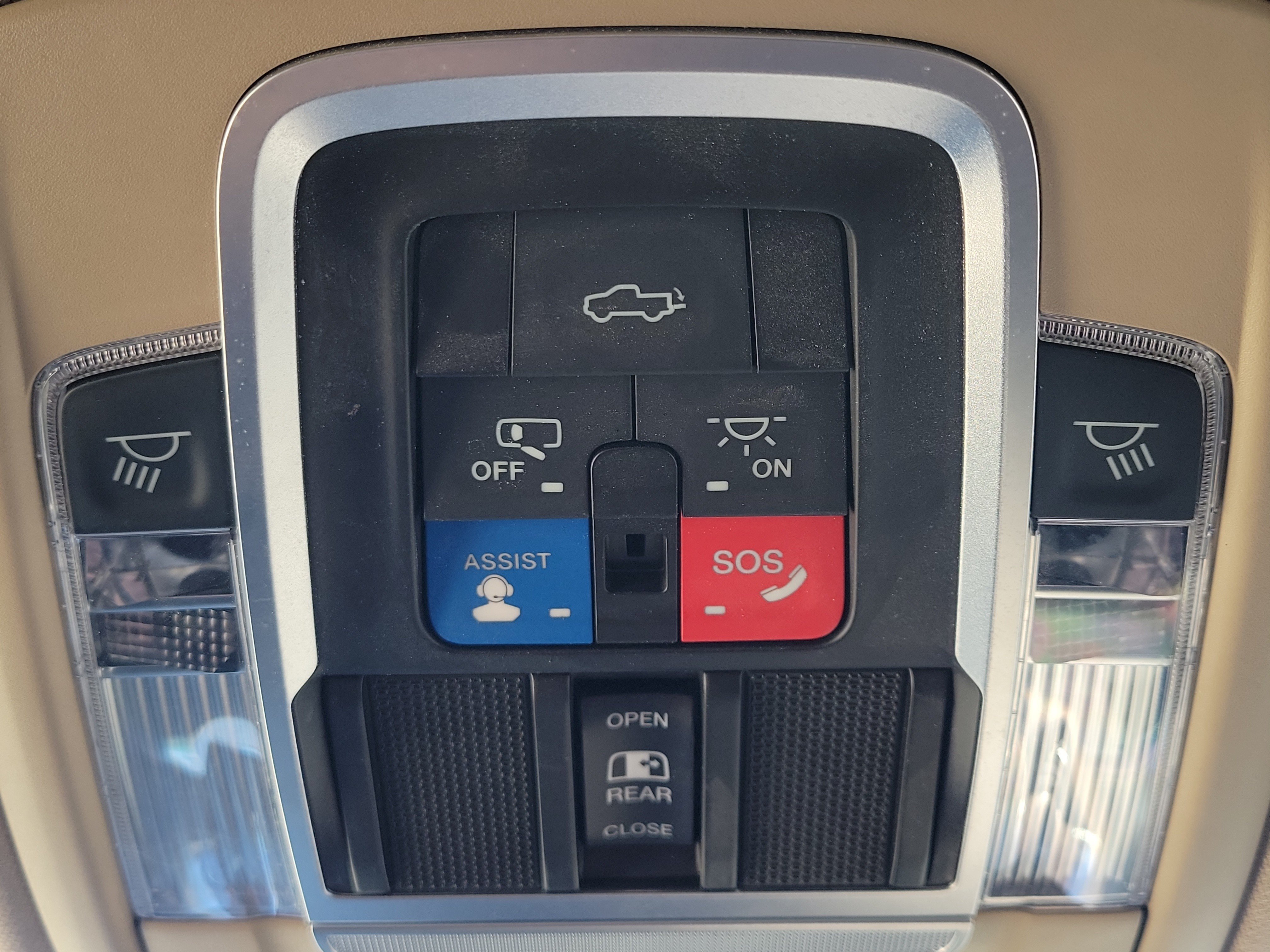 Used 2019 RAM 3500 Laramie AWD/4WD image 26