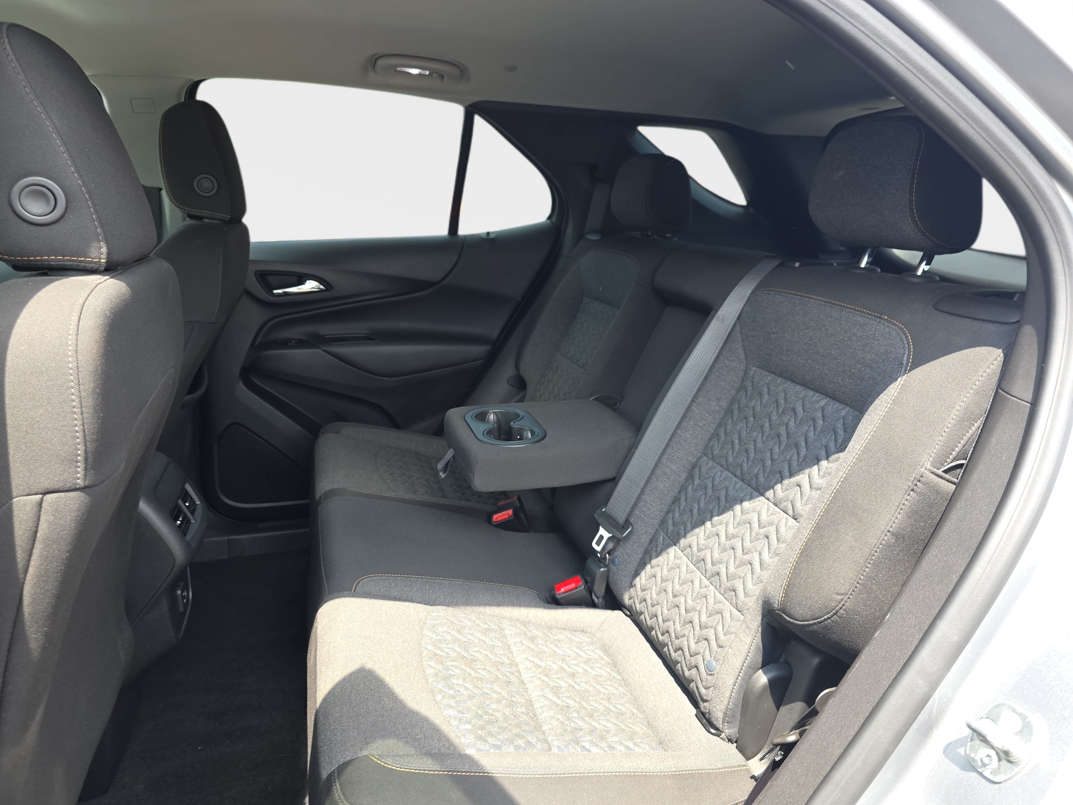 Used 2024 Chevrolet Equinox LT AWD/4WD image 12
