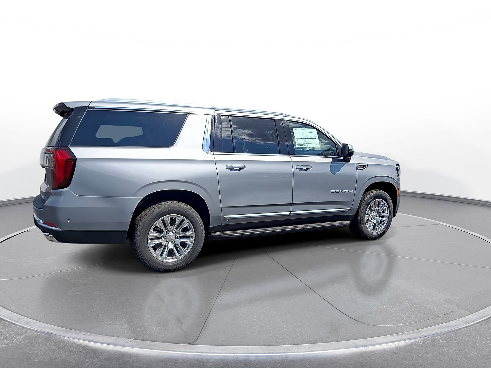 New 2026 GMC Yukon XL Denali w/ Advanced Technology Package AWD/4WD image 8