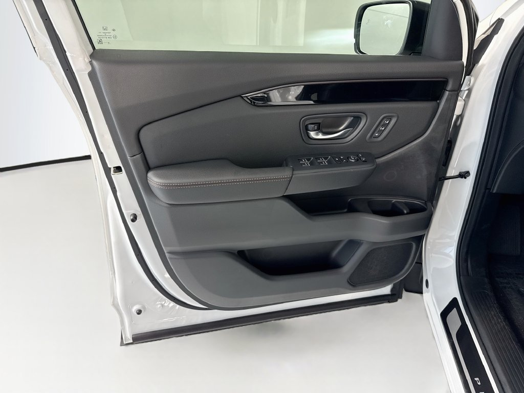 New 2026 Honda Pilot TrailSport image 25