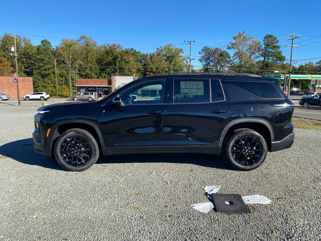 New 2026 Chevrolet Traverse LT w/ Midnight/Sport Edition image 6