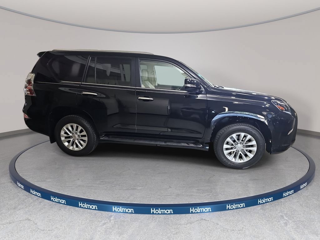 Certified 2023 Lexus GX 460 Premium w/ Premium Package AWD/4WD image 4